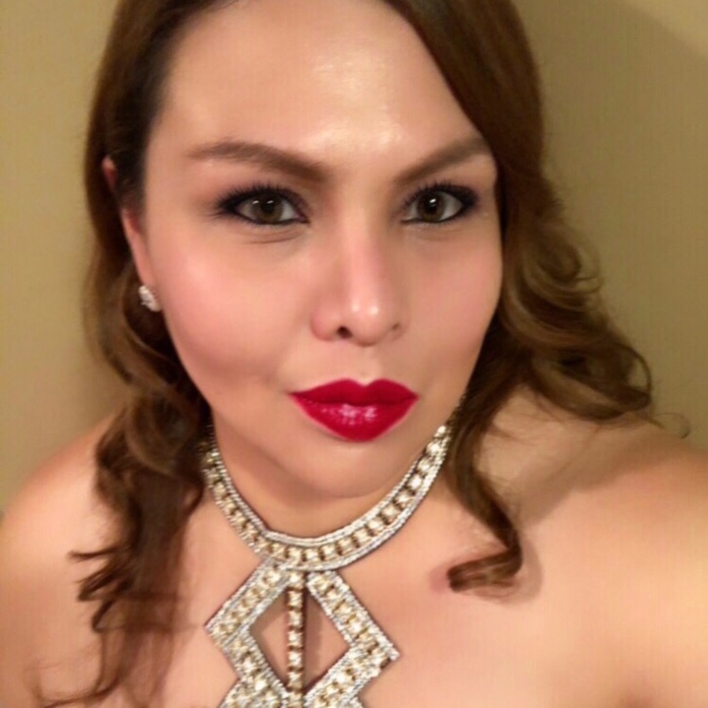 Meet your Posher, Jeimy